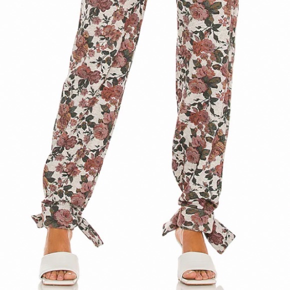 HOST PIC LOVERS + FRIENDS TIE ANKLE SWEATPANT RED VICTORIAN FLORAL COTTON SZ S,M - Picture 6 of 7
